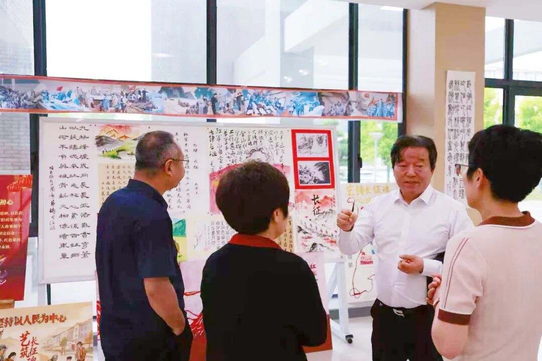 校长周宝全到马克思主义学院开展调研 参观主题作品展并召开现场办公会